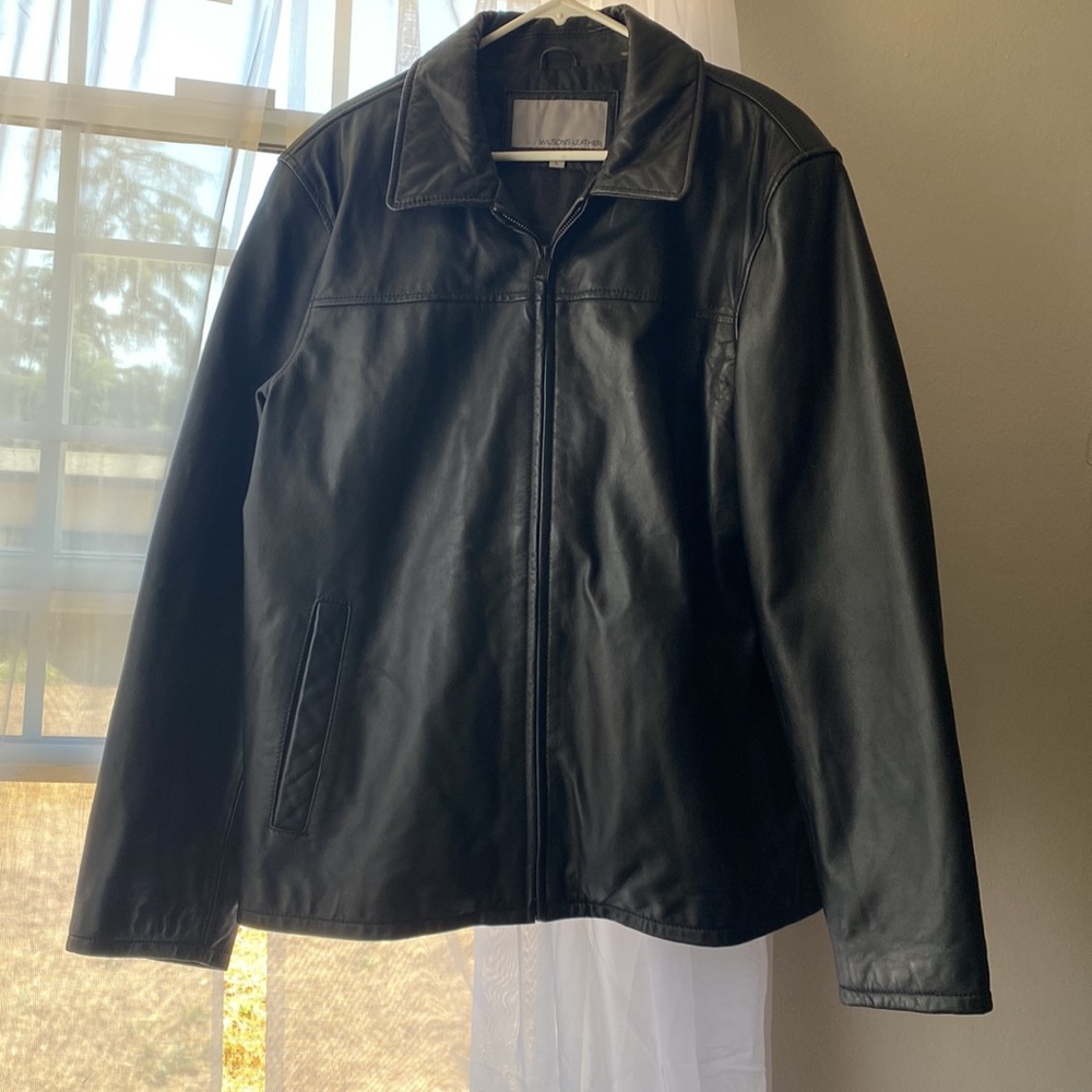 COPY - Willsons Leather Jacket for Men. Size L in Great Condition.